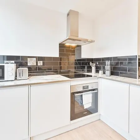 Lovely 1 Bed Apartment In Burton-On-Trent Exterior foto