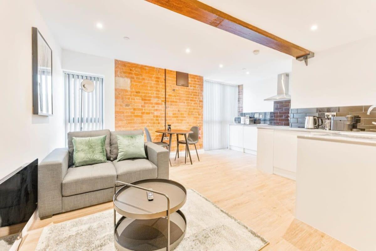 Apartment Lovely 1 Bed In Burton-on-trent Burton-upon-Trent